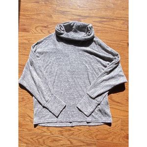 Lucky Brand Los Angeles CA Gray Turtle Neck Sweater‎ Size Medium